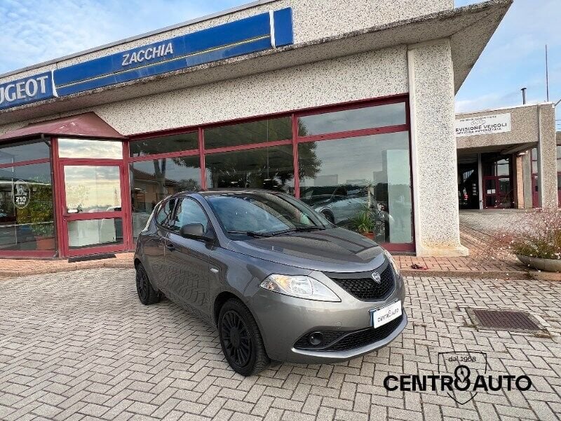 Foto Lancia Ypsilon