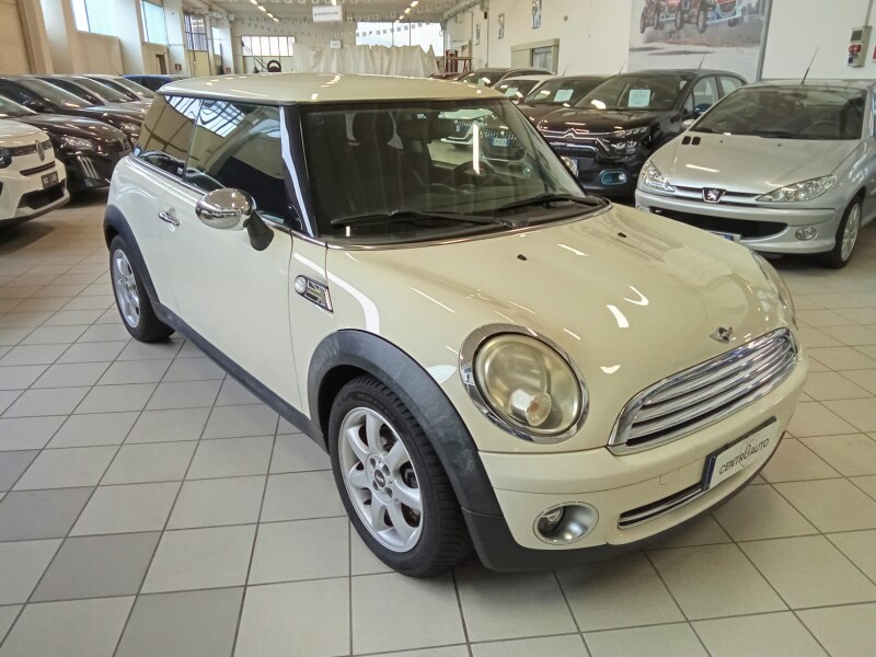 Foto MINI Mini 3ª serie (R56)